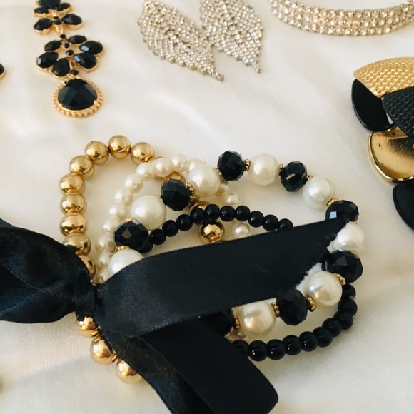 Target Jewelry bundle! 🛍 - Picture 4 of 4